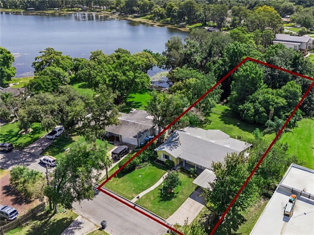 1003 LAKE BELL DRIVE photo 2