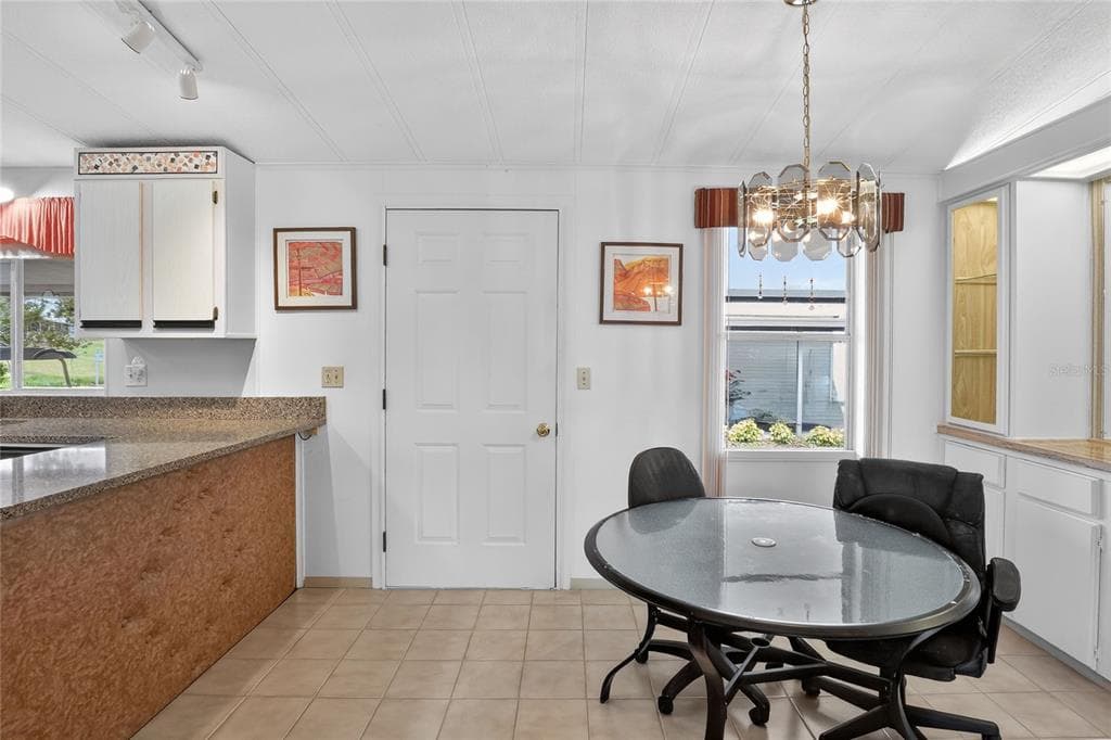 2055 S FLORAL AVENUE 246 photo 9