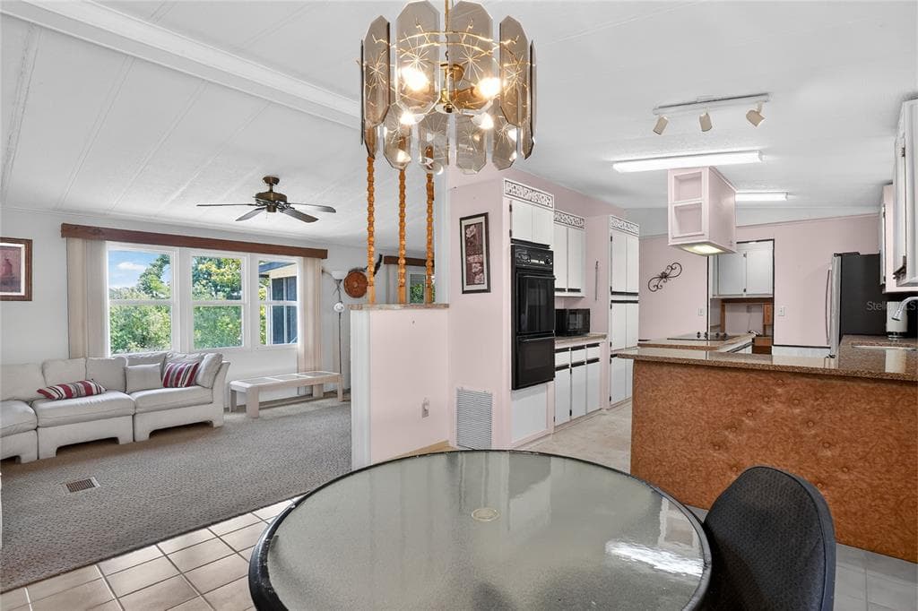 2055 S FLORAL AVENUE 246 photo 11