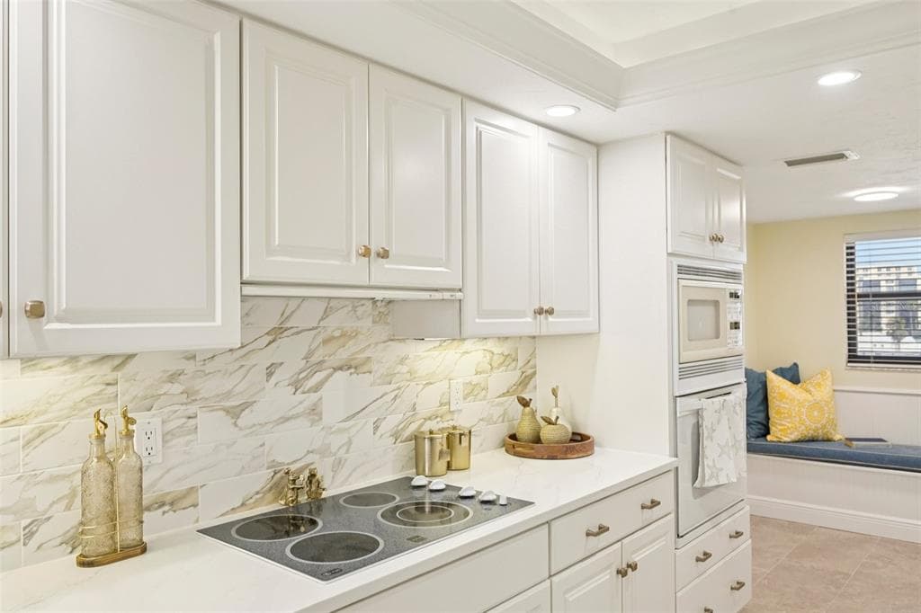 5780 MIDNIGHT PASS ROAD 407 photo 6