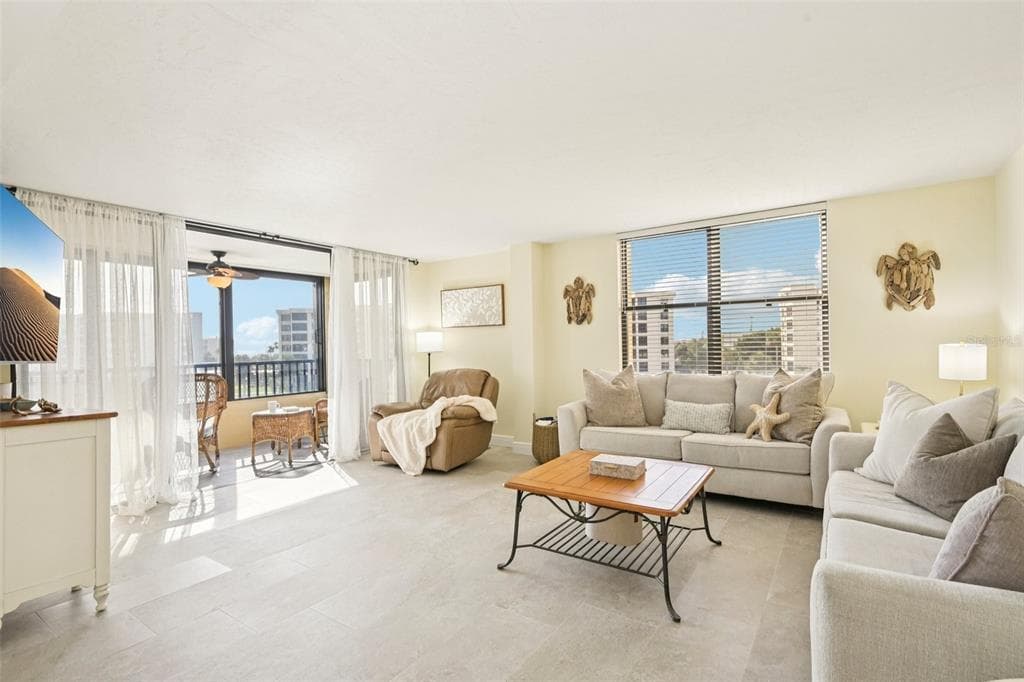 5780 MIDNIGHT PASS ROAD 407 photo 13