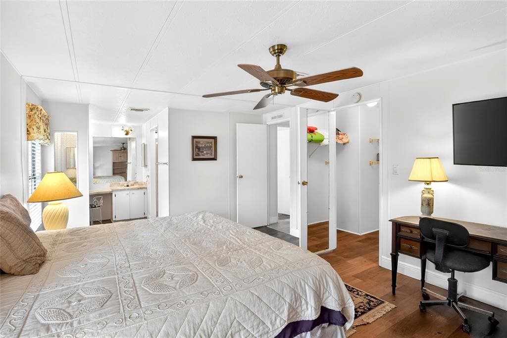 2055 S FLORAL AVENUE 296 photo 20