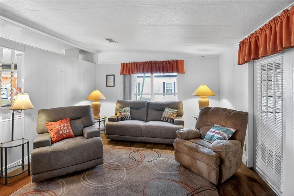 2055 S FLORAL AVENUE 296 photo 10