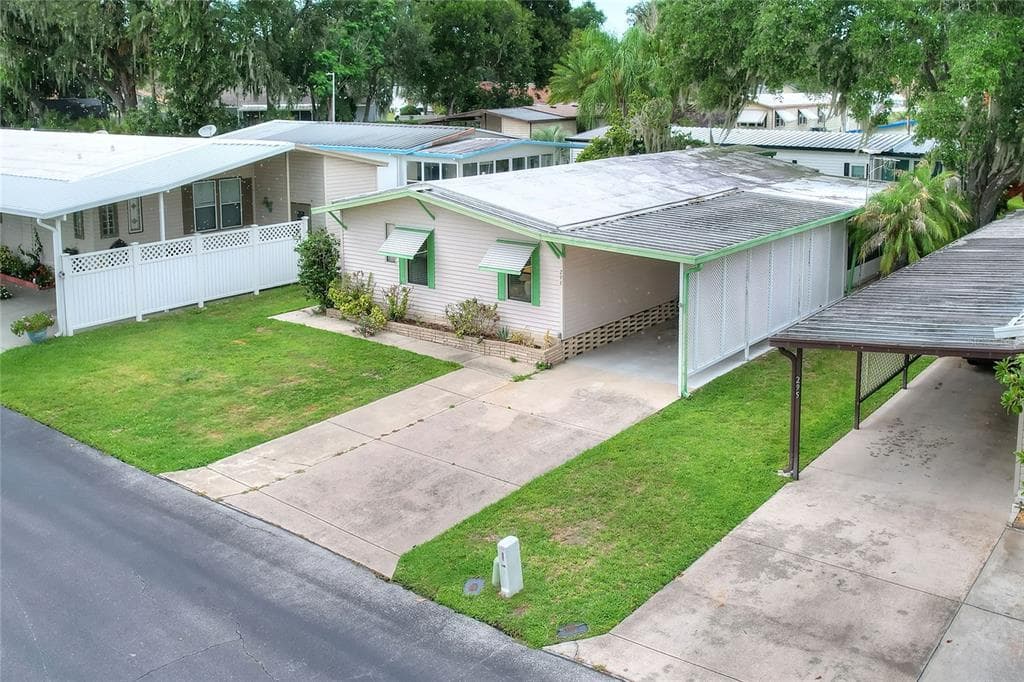 2055 S FLORAL AVENUE #296 4