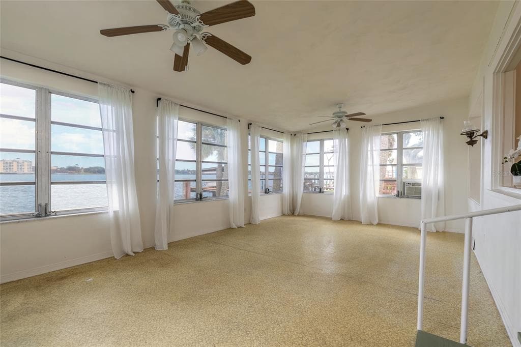 255 LEXINGTON DRIVE photo 17
