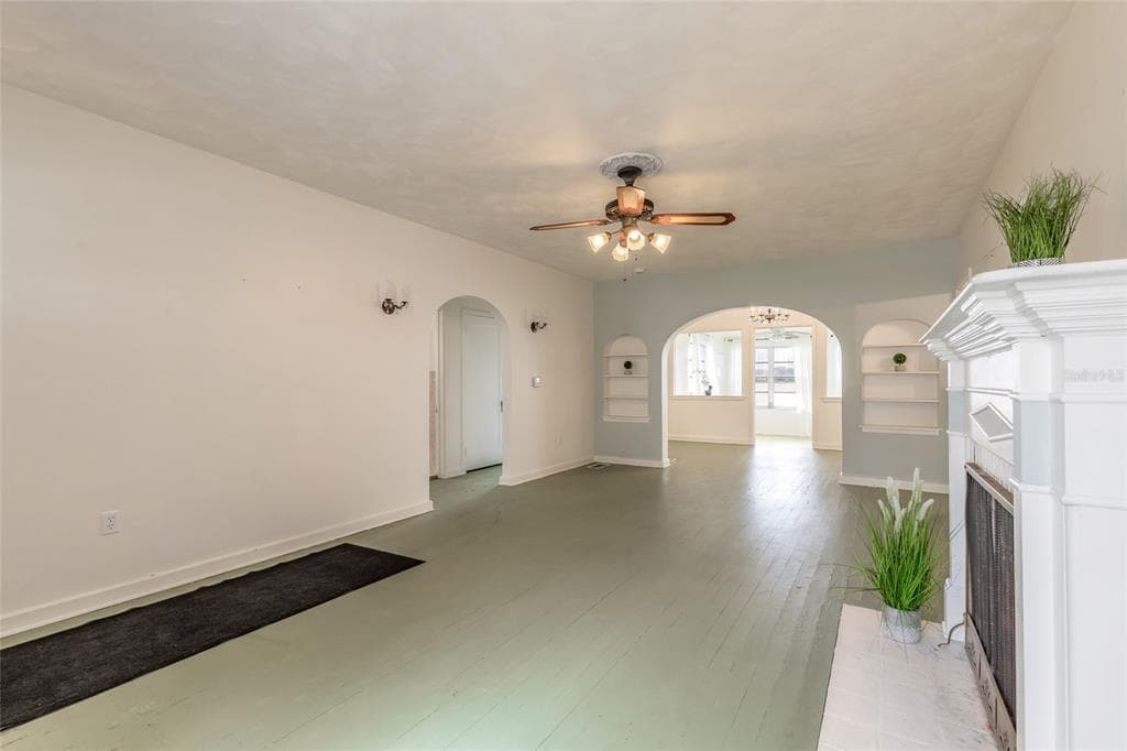 255 LEXINGTON DRIVE photo 7