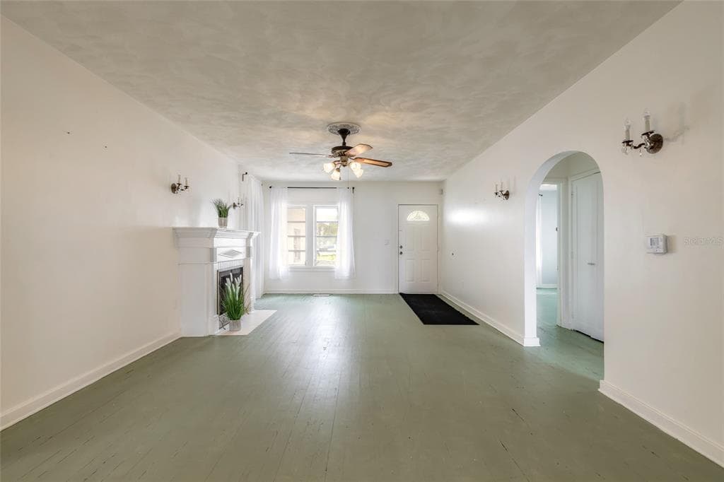 255 LEXINGTON DRIVE photo 8