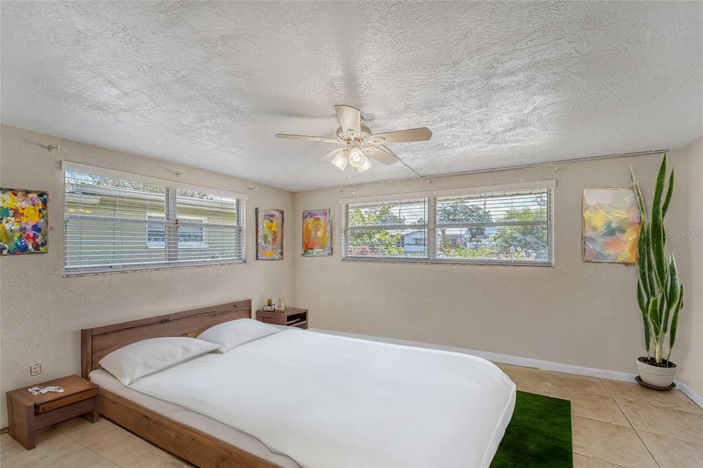 8542 BETTY STREET photo 23