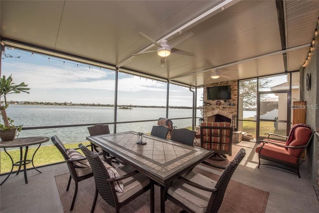 1742 MIRA LAGO CIRCLE photo 7