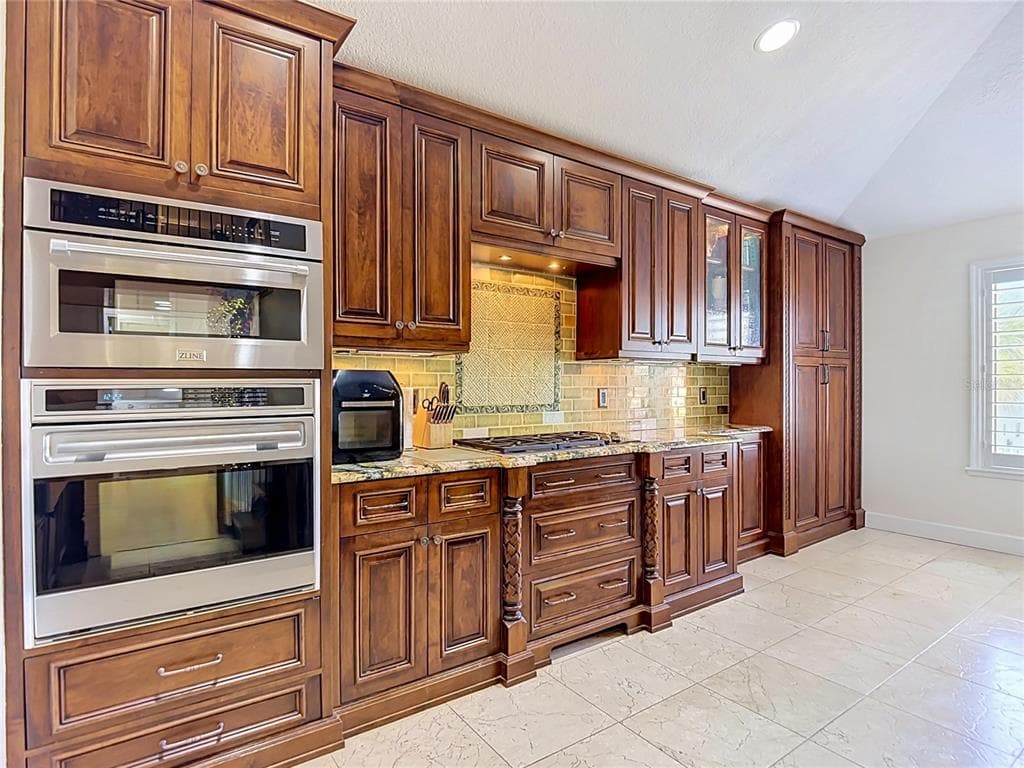 4146 DIAZ COURT photo 21