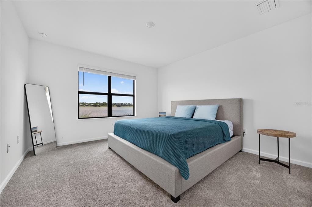 6492 SILVERSTAR DRIVE photo 14