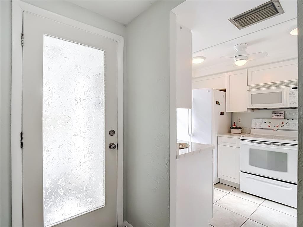4227 TOUCHTON PLACE 4227 photo 3