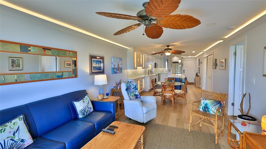 101 N RIVERSIDE DRIVE 4120 photo 9