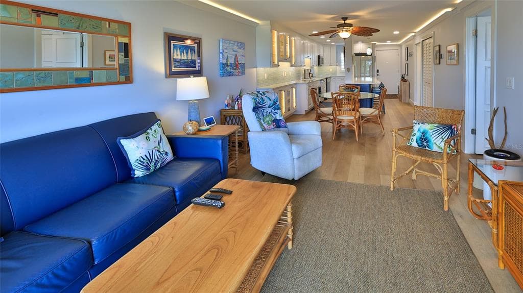 101 N RIVERSIDE DRIVE 4120 photo 10