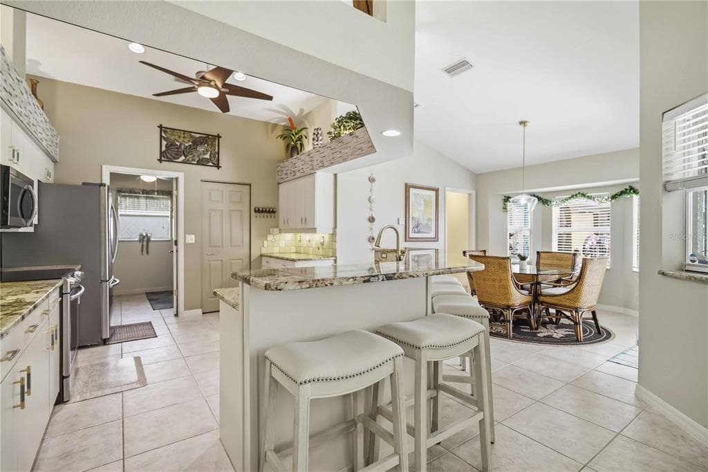 242 WHITE MARSH LANE photo 12
