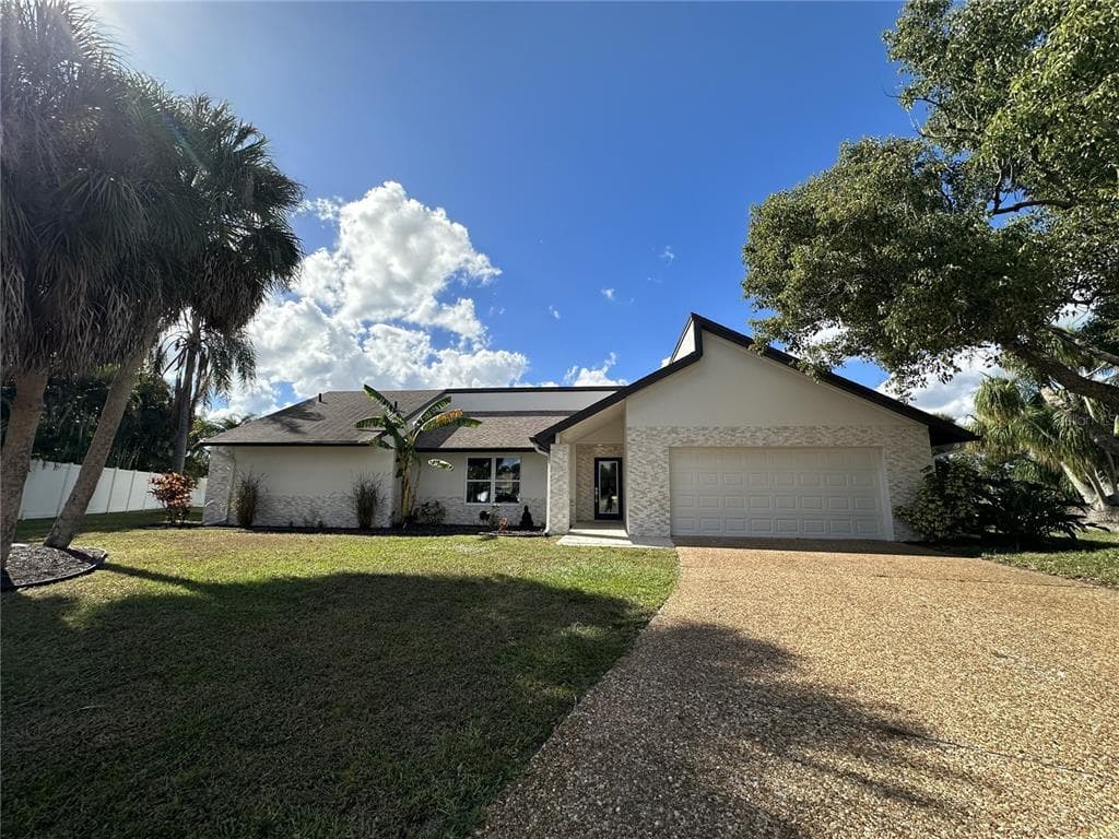 4723 THOMAS HOBY PLACE photo 1