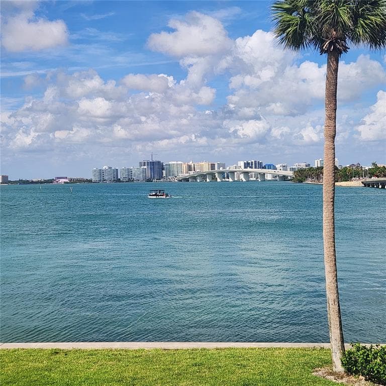 777 JOHN RINGLING BOULEVARD #24 1