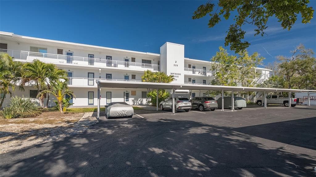 777 JOHN RINGLING BOULEVARD #24 4