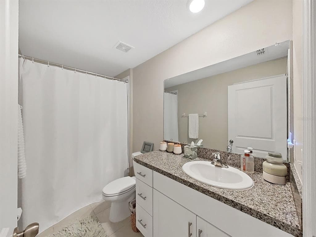 5413 BLUE AZURE DRIVE photo 12