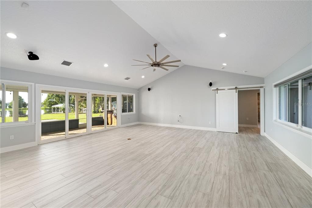4931 DORA DRIVE photo 9