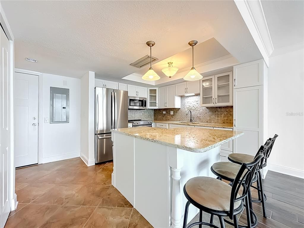 450 TREASURE ISLAND CAUSEWAY 111 photo 22