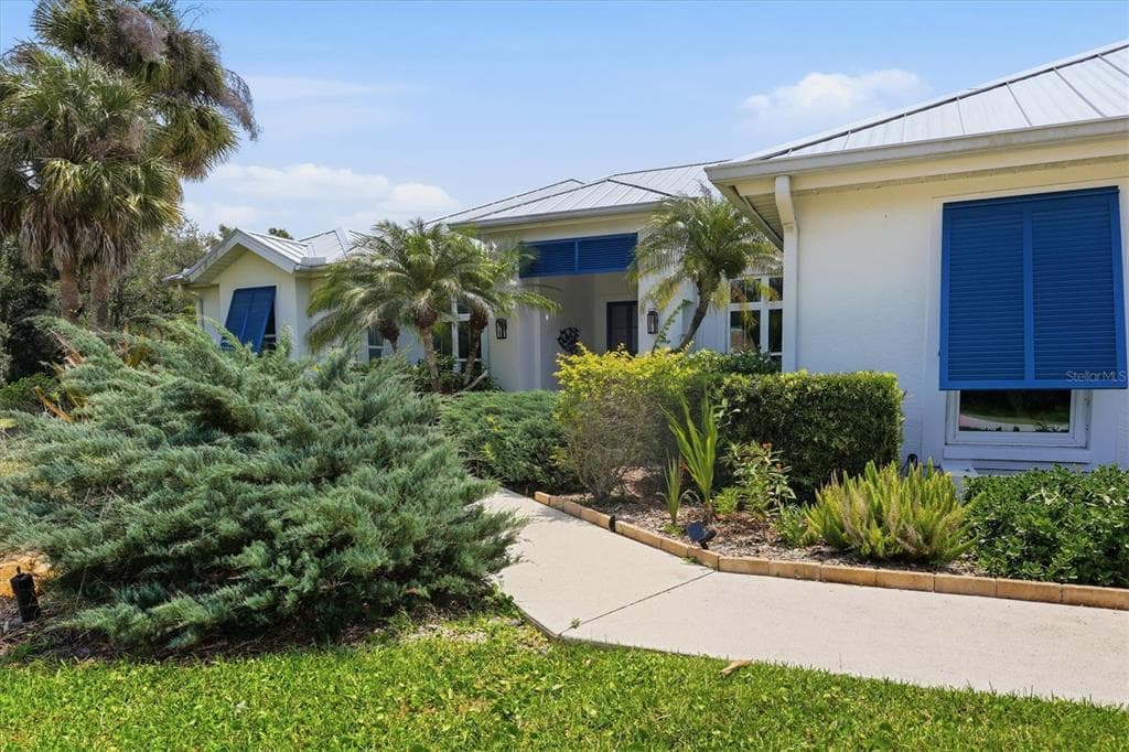 4575 SATINLEAF LANE photo 4