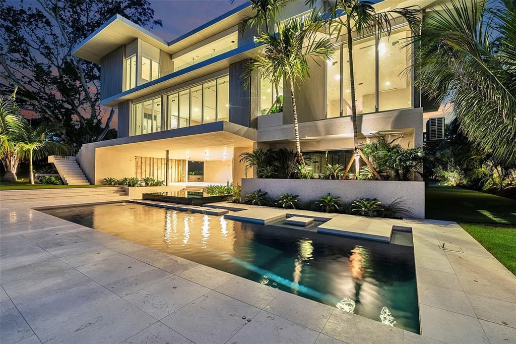 500 HARBOR COVE CIRCLE 3