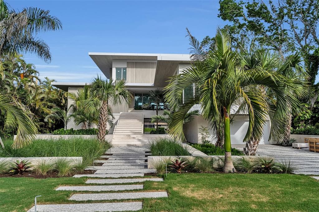 500 HARBOR COVE CIRCLE 4