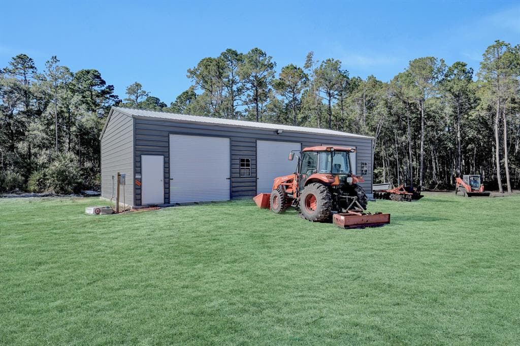 141 WOODS ROAD photo 8