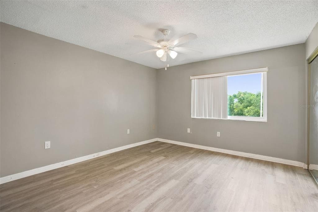 90 S HIGHLAND AVENUE 1414 photo 22