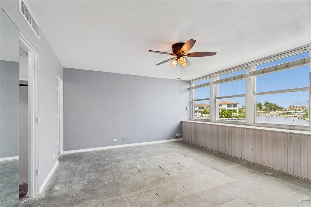 1365 N SNELL ISLE BOULEVARD NE 2E photo 13