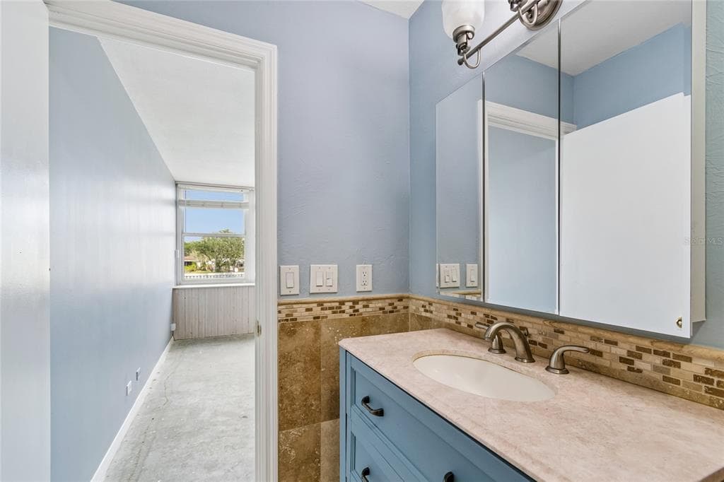 1365 N SNELL ISLE BOULEVARD NE 2E photo 22
