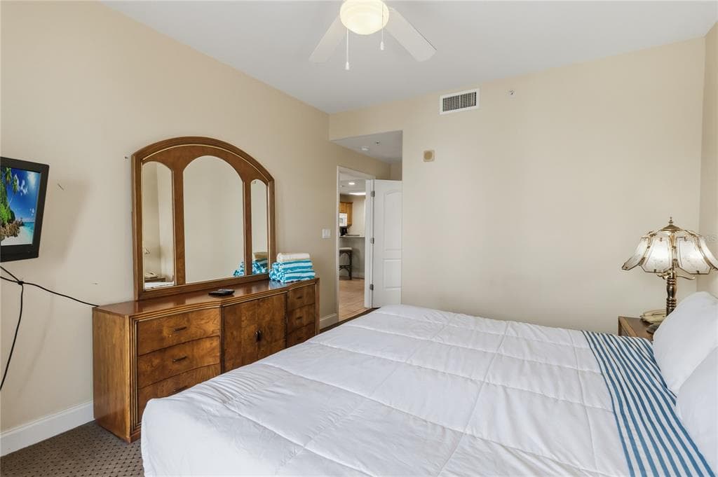 13427 BLUE HERON BEACH DRIVE 104 photo 23