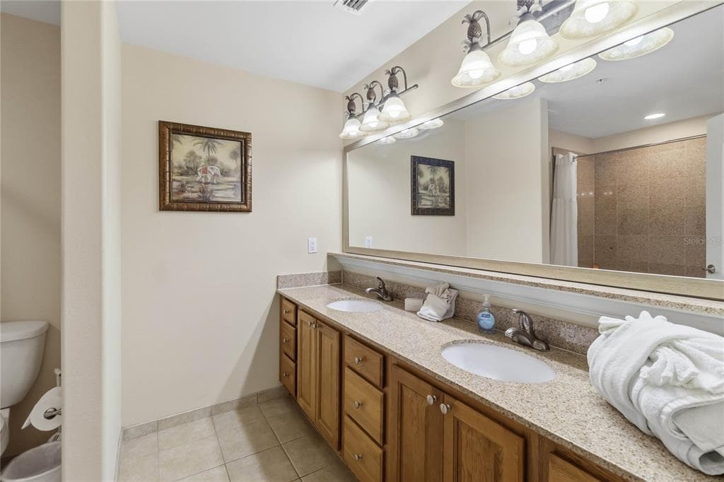 13427 BLUE HERON BEACH DRIVE 104 photo 25