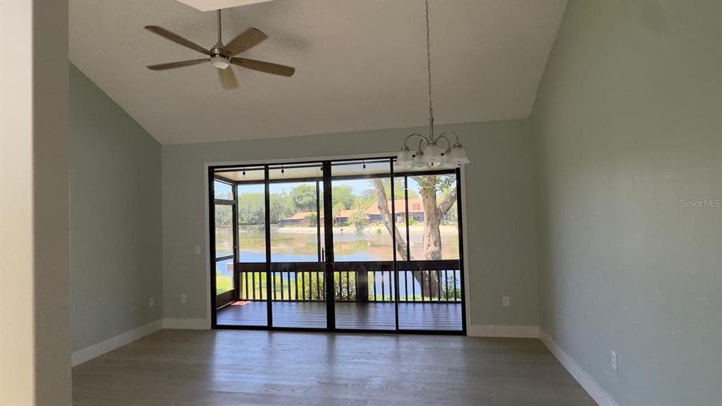 4525 PARK LAKE TERRACE S 4525 photo 17