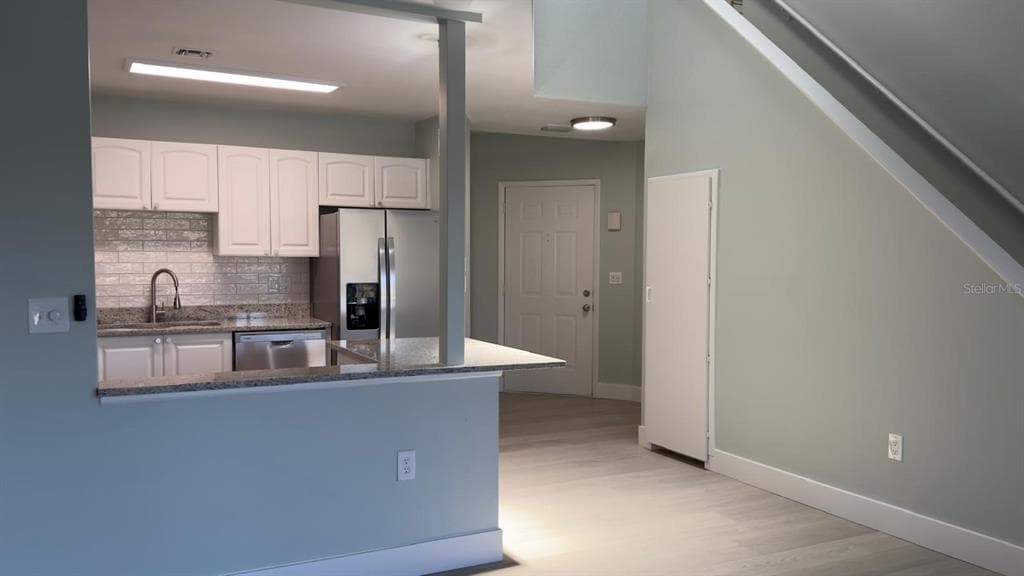 4525 PARK LAKE TERRACE S 4525 photo 9
