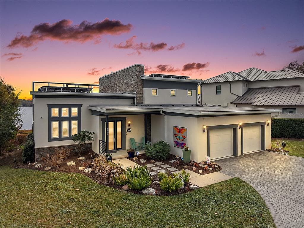 1535 SUNSET CIRCLE 1