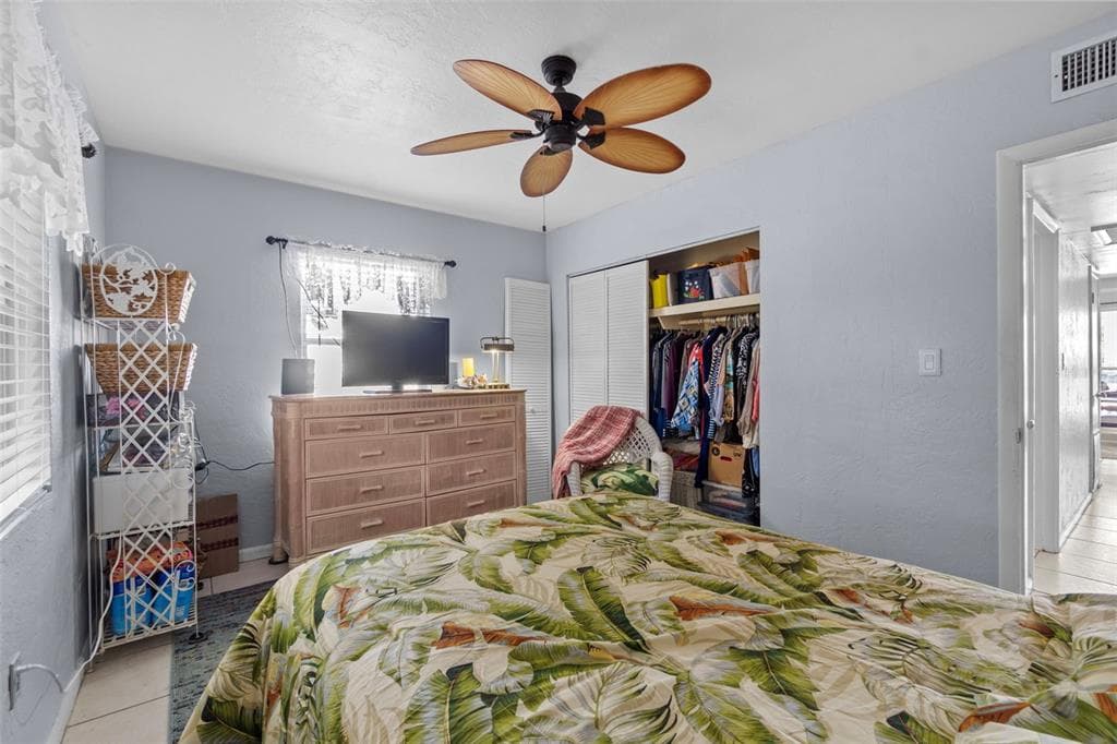 3197 NORMANDY DRIVE photo 15