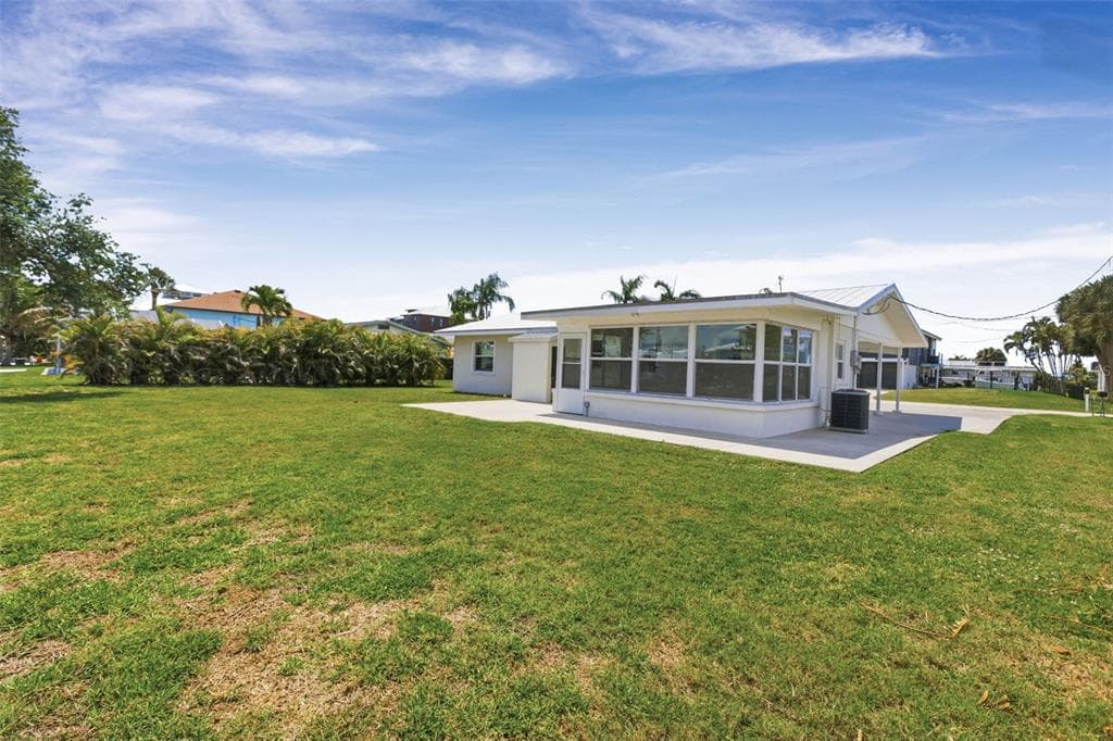 10451 MARION STREET photo 4