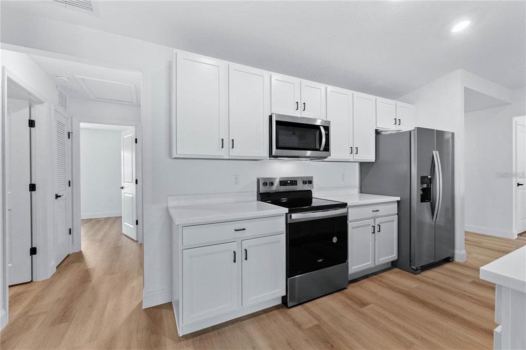 18 FLAMINGO DRIVE photo 8