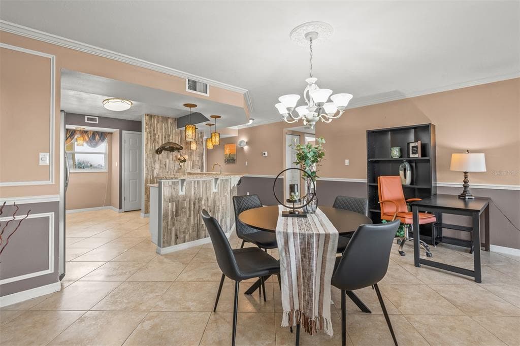 533 MARINA POINT DRIVE 533 photo 12