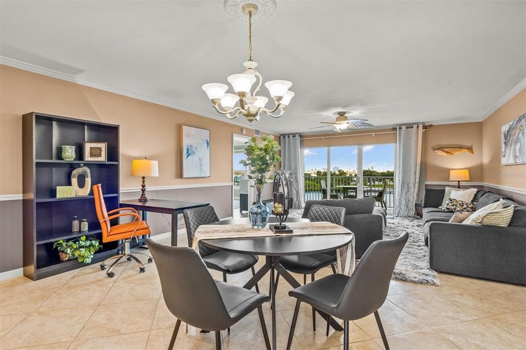 533 MARINA POINT DRIVE 533 photo 11