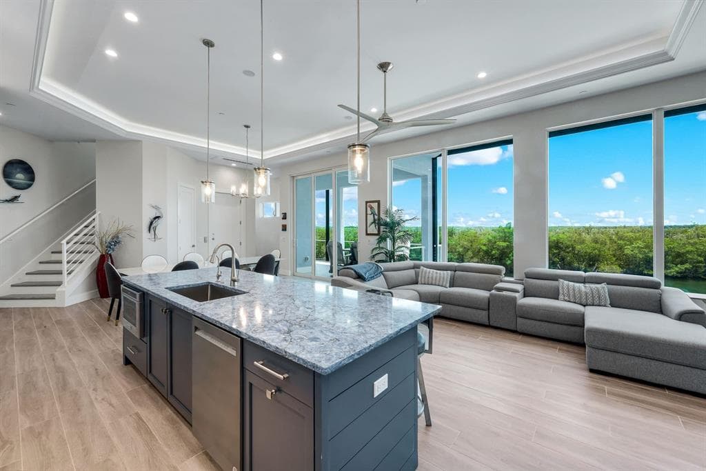 5826 SHELL COVE DRIVE photo 4