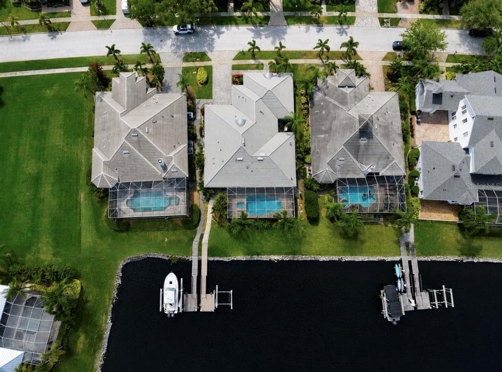 5416 MERRITT ISLAND DRIVE 3