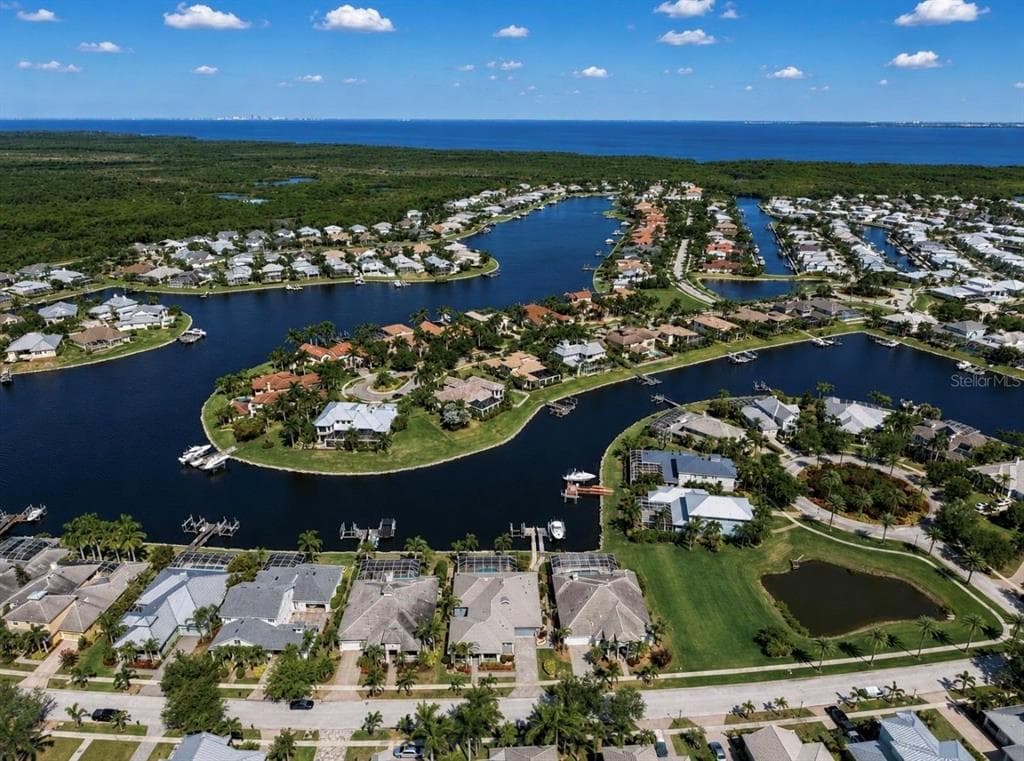 5416 MERRITT ISLAND DRIVE photo 10