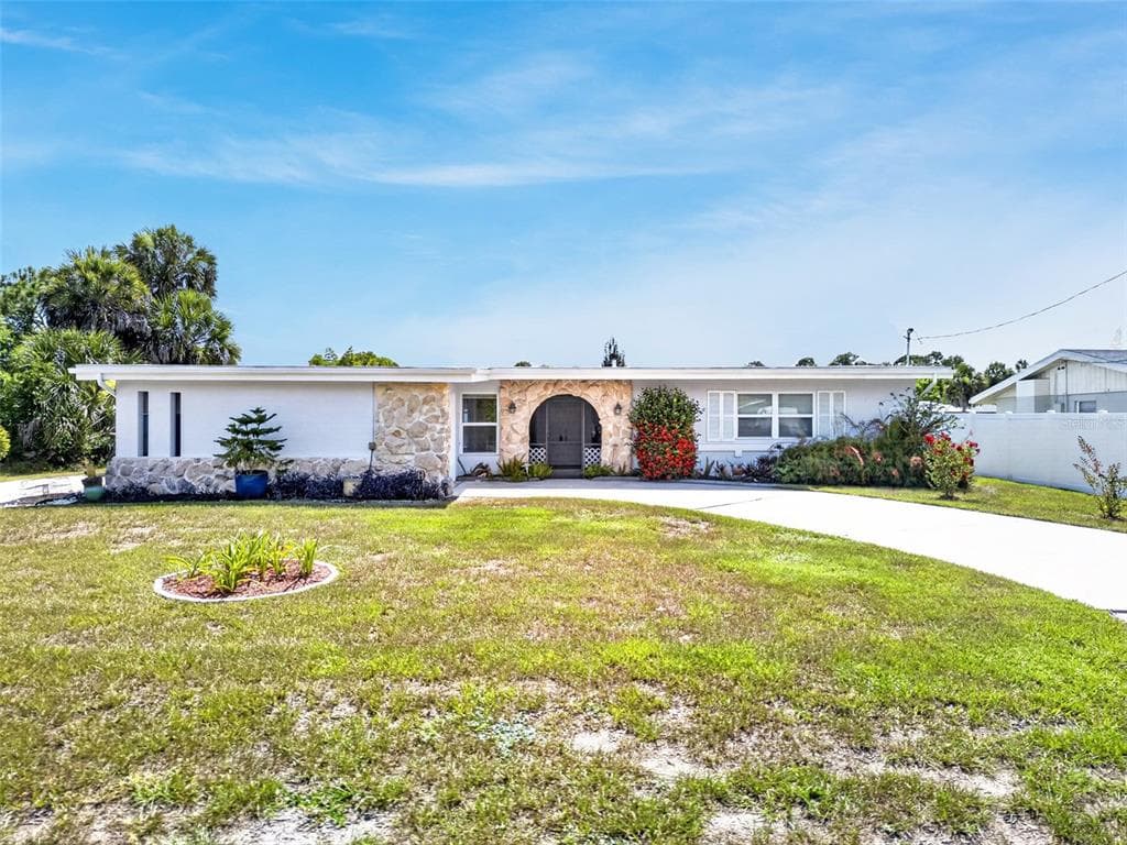 3349 ROCK CREEK DRIVE photo 1