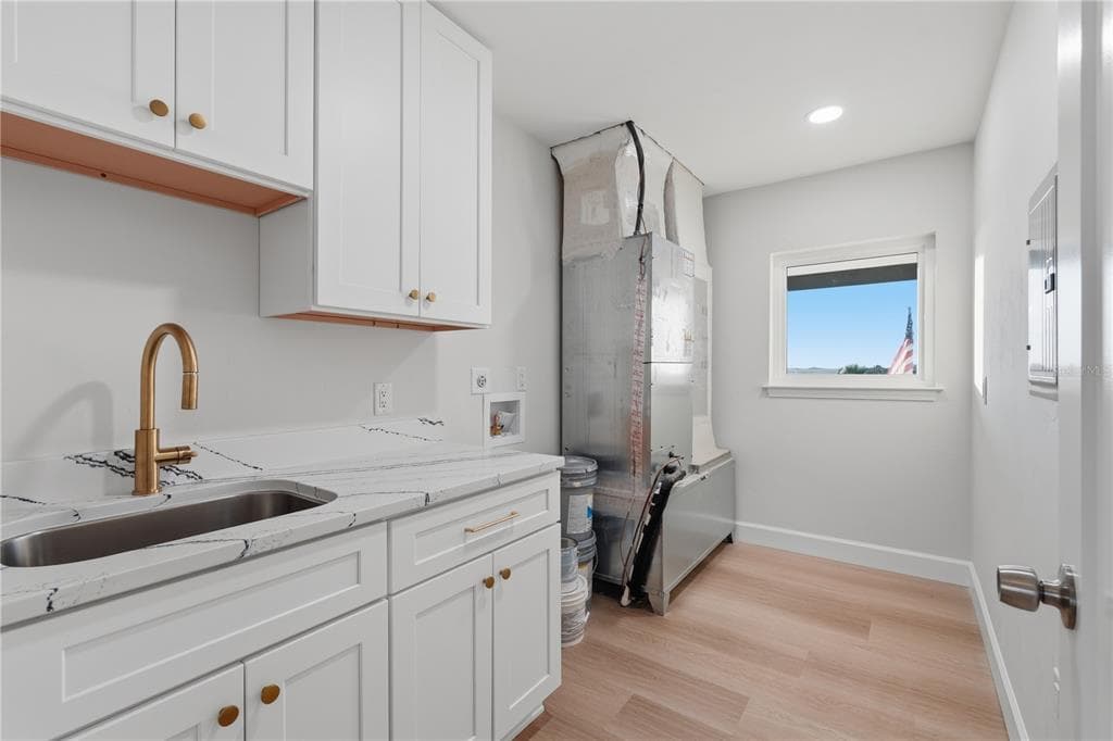 38 SE 195TH STREET photo 16