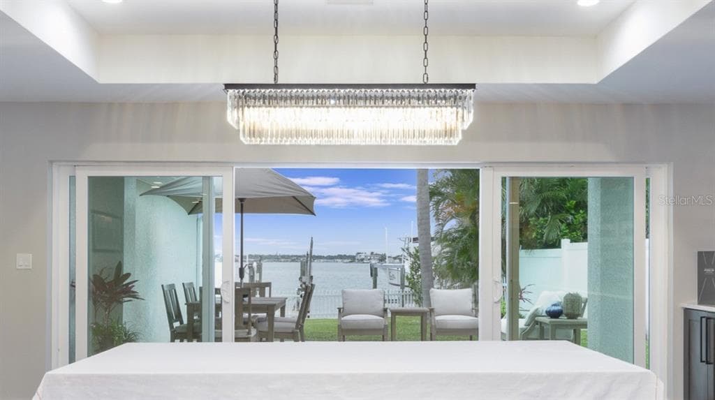 303 BATH CLUB BOULEVARD N photo 12