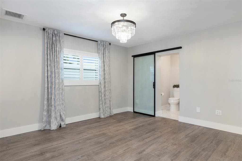 303 BATH CLUB BOULEVARD N photo 20