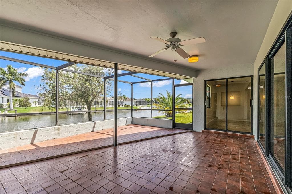 704 BIMINI LANE photo 22